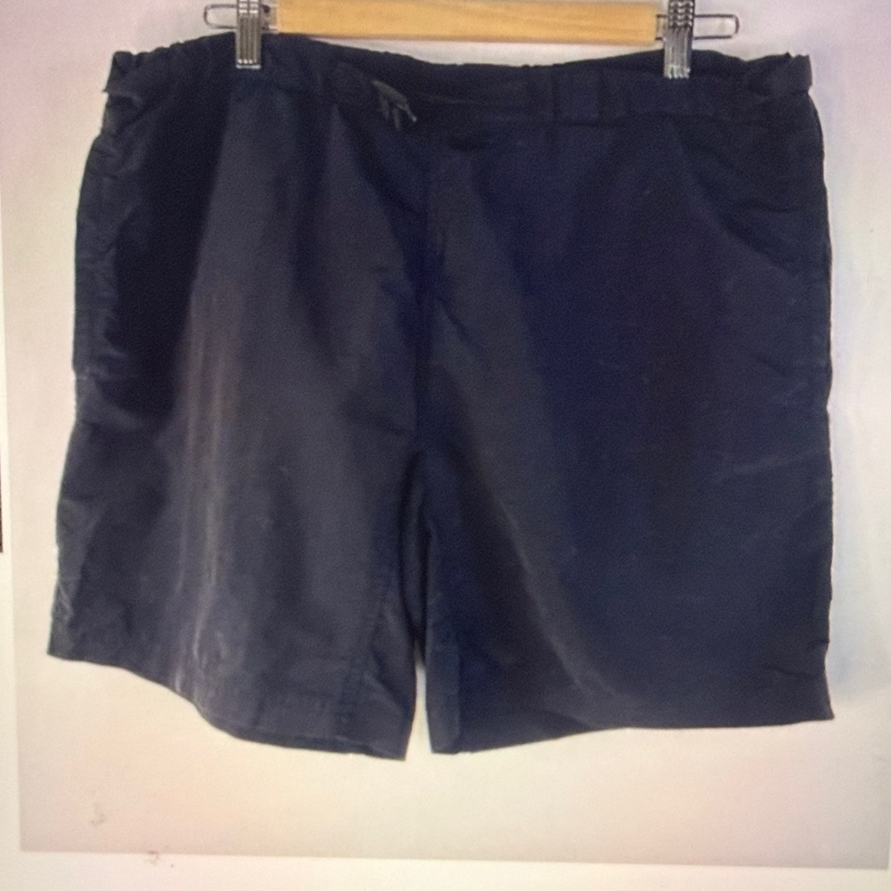 ROYAL ROBBINS Women Black Nylon Unlined Pull On Hiking Shorts Size M